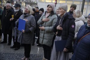 24.02.2025. Kielce. Pikieta „Solidarni z Ukrainą — To nasza wspólna wojna". / Fot. Jarosław Kubalski - Radio Kielce