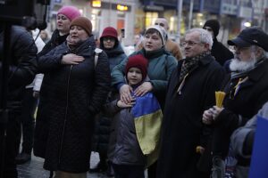 24.02.2025. Kielce. Pikieta „Solidarni z Ukrainą — To nasza wspólna wojna". / Fot. Jarosław Kubalski - Radio Kielce