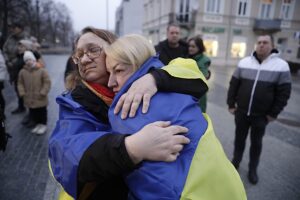 24.02.2025. Kielce. Pikieta „Solidarni z Ukrainą — To nasza wspólna wojna". / Fot. Jarosław Kubalski - Radio Kielce