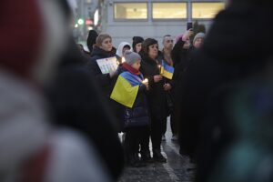 24.02.2025. Kielce. Pikieta „Solidarni z Ukrainą — To nasza wspólna wojna". / Fot. Jarosław Kubalski - Radio Kielce