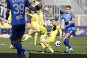 Korona wreszcie zwycięska na własnym stadionie - Radio Kielce