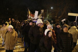 Protest przeciw trasie S74 przez Kielce. Mieszkańcy blokowali ulicę - Radio Kielce