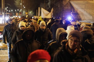 Protest przeciw trasie S74 przez Kielce. Mieszkańcy blokowali ulicę - Radio Kielce