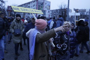 Kielce. Protest przeciw budowie S74 przez Kielce - Radio Kielce