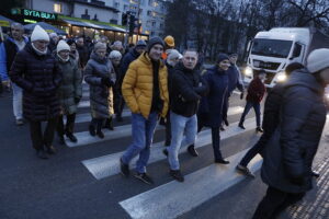 Kielce. Protest przeciw budowie S74 przez Kielce - Radio Kielce