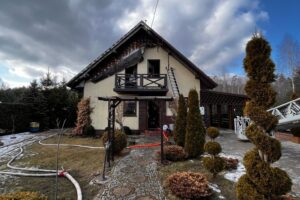 20.02.2025. Cisów. Pożar domu / Fot. straż pożarna