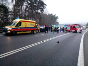 Wypadek w Ćmińsku. Jedna osoba ranna - Radio Kielce