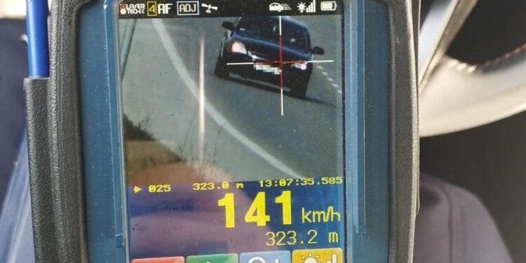 Jechała ulicą Ściegiennego 141 km/h