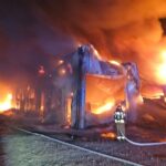 Pożar magazynu w Jelczy Wielkiej. Budynek spłonął wraz z wyposażeniem