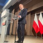 27.03.2025. Staszów. Karol Nawrocki, kandydat na prezydenta Polski na spotkaniu z mieszkańcami Staszowa / Fot. Grażyna Szlęzak - Radio Kielce