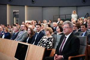 11.03.2025. Kielce. Świętokrzyski Urząd Wojewódzki. Podpisanie umów na pomoc dla osób niepełnosprawnych / Fot. Świętokrzyski Urząd Wojewódzki w Kielcach