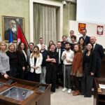 11.03.2025. Kielce. Debata zorganizowana w ramach międzynarodowego projektu „YES VOLUNTEER” / Fot. Daniel Czwartosz - Radio Kielce