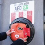 Skarżysko-Kamienna. Defibrylator przy urzędzie miasta / Fot. UM Skarżysko