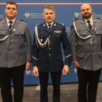 Buscy policjanci wyróżnieni przez szefa MSWiA - Radio Kielce Fot. KPP Busko-Zdrój