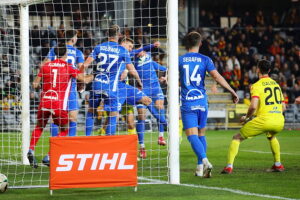 07.03.2025 Kielce. Mecz Korona Kielce - Puszcza Niepołomice / Fot. Wiktor Taszłow - Radio Kielce