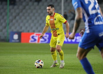 07.03.2025 Kielce. Mecz Korona Kielce - Puszcza Niepołomice / Fot. Wiktor Taszłow - Radio Kielce