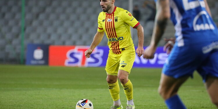 07.03.2025 Kielce. Mecz Korona Kielce - Puszcza Niepołomice / Fot. Wiktor Taszłow - Radio Kielce
