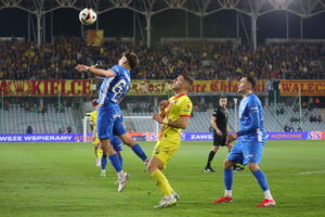 07.03.2025 Kielce. Mecz Korona Kielce - Puszcza Niepołomice / Fot. Wiktor Taszłow - Radio Kielce