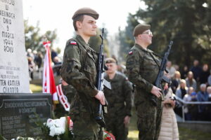 9.03.2025 Bieliny. Obchody 81. rocznicy zamordowania 20 mieszkańców przez hitlerowców / Fot. Wiktor Taszłow – Radio Kielce