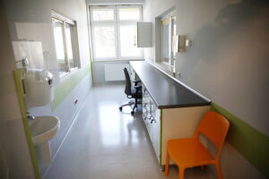 20.03.2025. Morawica. Otwarcie Oddziału Rehabilitacji Psychiatrycznej Świętokrzyskiego Centrum Psychiatrii / Fot. Wiktor Taszłow - Radio Kielce