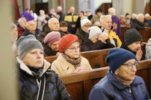 05.03.2025. Kielce. Środa popielcowa w parafii pw. św. Wojciecha / Fot. Wiktor Taszłow - Radio Kielce