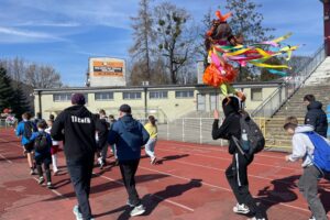 21.03.2025. Sandomierz. Bieg z Marzanną / Fot. Grażyna Szlęzak - Radio Kielce