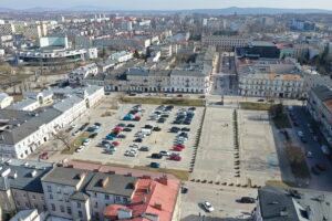 Parking pod Placem Wolności może powstać, jeśli miasto znajdzie inwestora - Radio Kielce