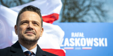 23.03.2025. Złotów. Kandydat KO, prezydent Warszawy Rafał Trzaskowski podczas wiecu w Złotowie / Fot. PAP - Tytus Żmijewski