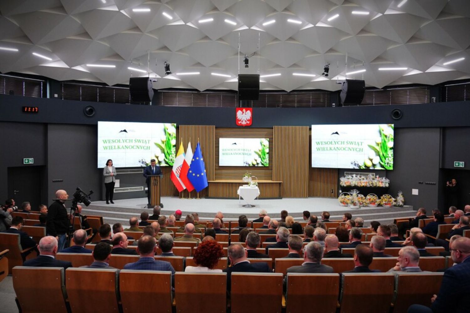 Jajeczko u wojewody. Były wezwania do empatii i jedności