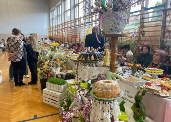 06.04.2025. Klimontów. Miejsko-Gminne Śniadanie Wielkanocne / Fot. Grażyna Szlęzak - Radio Kielce