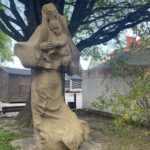 Sandomierz. Rzeźba G. Hadyny na małym rynku w Sandomierzu / Fot. Grażyna Szlęzak - Radio Kielce