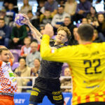 Chrobry wysoko pokonany. Industria wiceliderem tabeli po sezonie zasadniczym - Radio Kielce 05.04.2025.Głogów. Mecz 26. Kolejki Ekstraklasy piłkarzy ręcznych - KGHM Chrobry Głogów – Industria Kielce / Fot. PAP/Przemysław Karolczuk