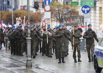 11.04.2025 Kielce. Marsz Katyński / Fot. Wiktor Taszłow - Radio Kielce