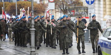 11.04.2025 Kielce. Marsz Katyński / Fot. Wiktor Taszłow - Radio Kielce