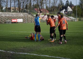 17.04.2025. Kielce. Mecz Korona II Kielce - KSZO 1929 Ostrowiec Świętokrzyski / Fot. Adrian Karwat - Radio Kielce