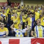 13.04.2025. Kalisz. Finał Pucharu Polski Industria Kielce - ORLEN Wisła Płock. Ceremonia wręczania medali i pucharu oraz radość zawodników Industrii Kielce / Jarosław Kubalski - Radio Kielce