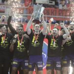 13.04.2025. Kalisz. Finał Pucharu Polski Industria Kielce - ORLEN Wisła Płock. Ceremonia wręczania medali i pucharu oraz radość zawodników Industrii Kielce / Jarosław Kubalski - Radio Kielce