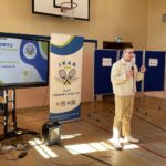 07.04.2025. Chęciny. Dzień sportu. Przedstawienie projektu „Uskrzydleni mocą tenisa” / Fot. Kamil Król - Radio Kielce