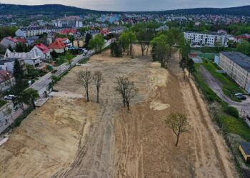 Działki po byłym szpitaliku dziecięcym bez nowego właściciela - Radio Kielce Działki po byłym szpitaliku dziecięcym bez nowego właściciela