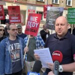 „Nie” dla ekspresówki, „tak” dla obwodnicy. W innym wypadku kolejne protesty - Radio Kielce 29.04.2025. Kielce. Złożenie petycji w sprawie budowy S74 / Fot. Marcin Marszałek - Radio Kielce