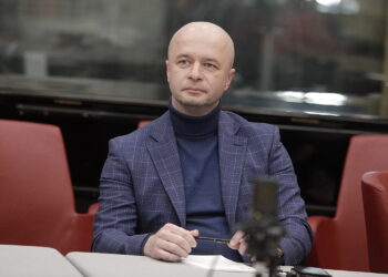 08.04.2025. Posiedzenie Rady Programowej Radia Kielce. Na zdjęciu: Paweł Piotr Ramiączek. / Fot. Jarosław Kubalski - Radio Kielce