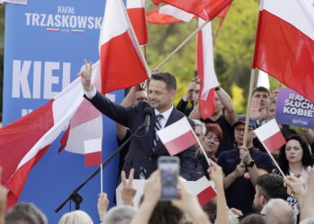 17.04.2025 Kielce. Wizyta kandydata na prezydenta RP Rafała Trzaskowskiego / Fot. Jarosław Kubalski - Radio Kielce