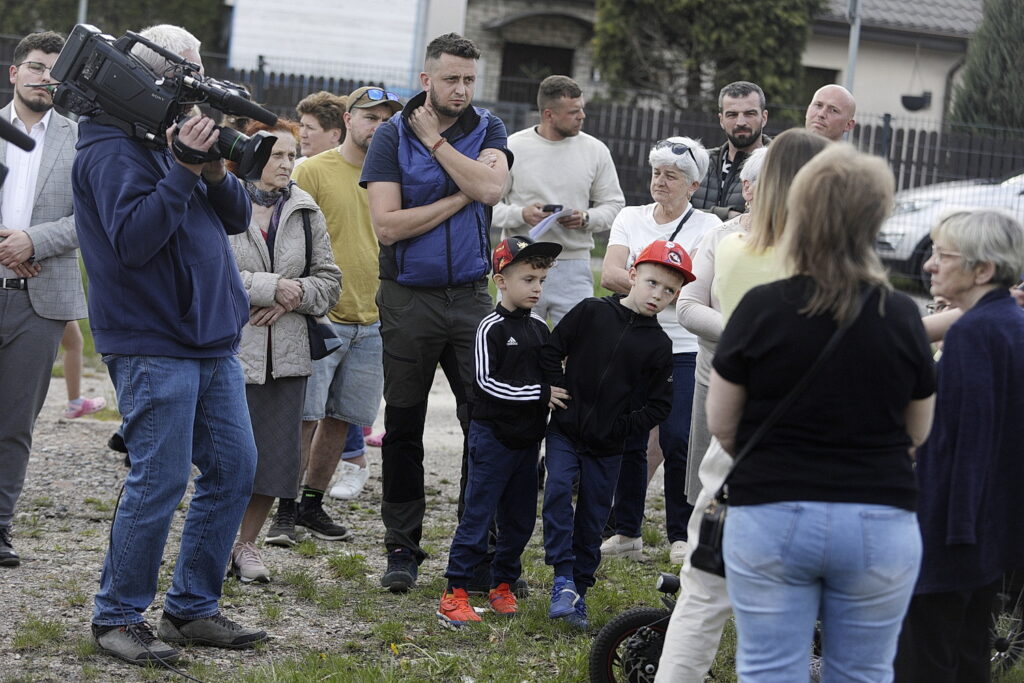 INTERWENCJA. Mieszkańcy Gruchawki i Hubalczyków od lat proszą o remonty ulic - Radio Kielce INTERWENCJA. Mieszkańcy Gruchawki i Hubalczyków od lat proszą o remonty ulic - Radio Kielce