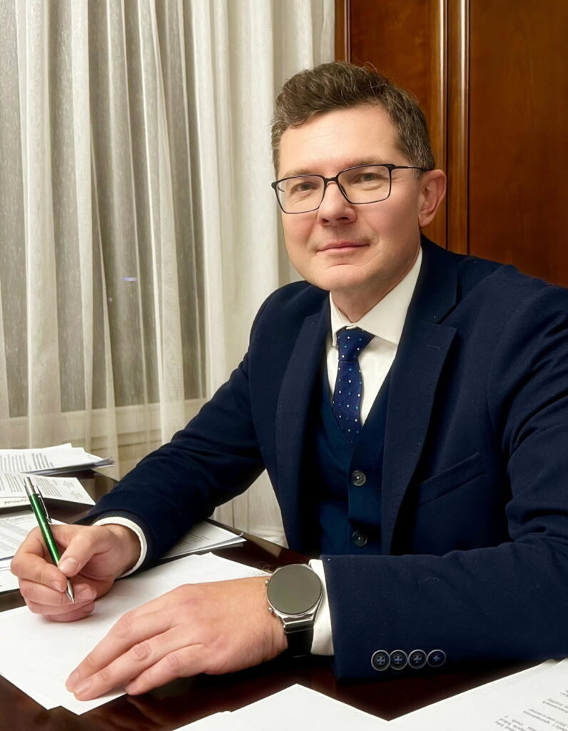 Świętokrzyscy adwokaci wybrali swojego reprezentanta - Radio Kielce Na zdjęciu Tomasz Adamczyk