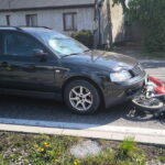 Uwaga wypadek. Motocyklista zabrany przez ratowników - Radio Kielce