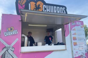 03.05.2025. Sandomierz. Festiwal food trucków / Fot. Grażyna Szlęzak - Radio Kielce