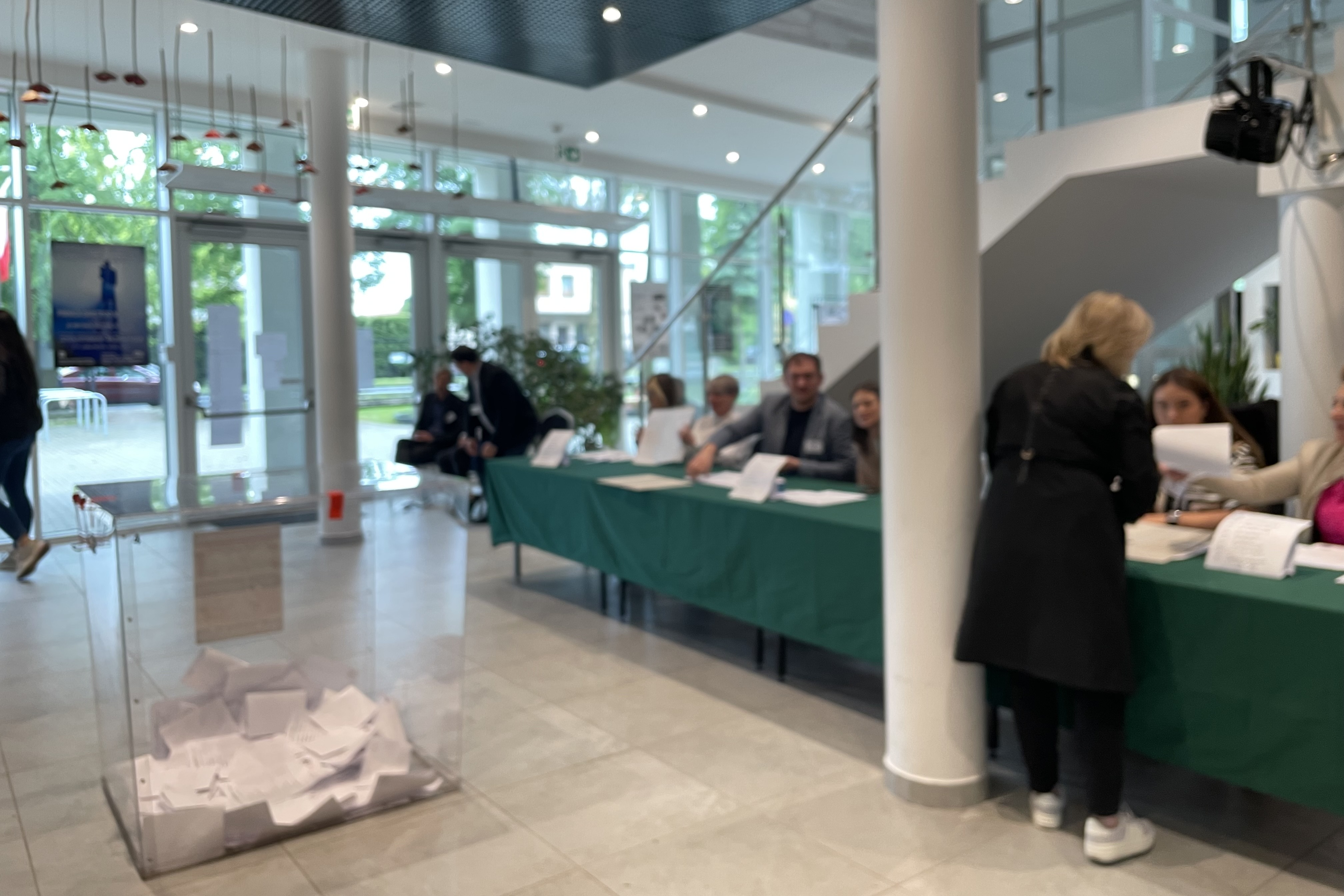 Frekwencja w Końskich to na razie około 20 procent