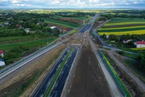 18.05.2025. Budowa obwodnicy Opatowa w ciągu dróg DK9 i S74 / Fot. Jarosław Kubalski – Radio Kielce