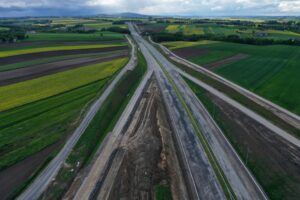 18.05.2025. Budowa obwodnicy Opatowa w ciągu dróg DK9 i S74 / Fot. Jarosław Kubalski – Radio Kielce