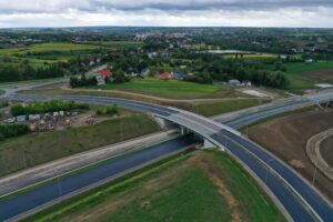 18.05.2025. Budowa obwodnicy Opatowa w ciągu dróg DK9 i S74 / Fot. Jarosław Kubalski – Radio Kielce
